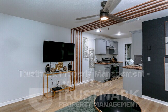Photo - 614 Adams Ave Unit #4