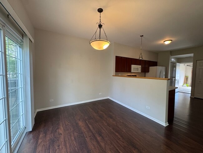 Photo - 1913 Golden Gate Ln