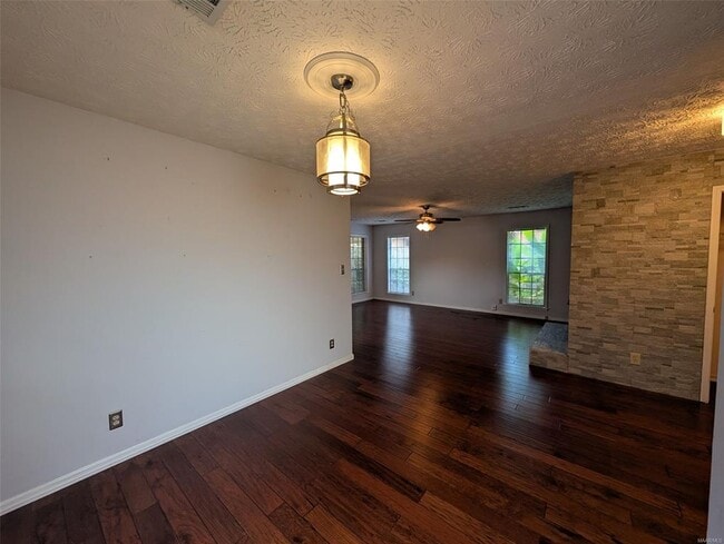 Photo - 4037 Chambers Pl