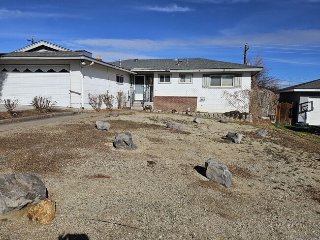 Building Photo - 3bed 2bath Northwest Reno Home, A must see