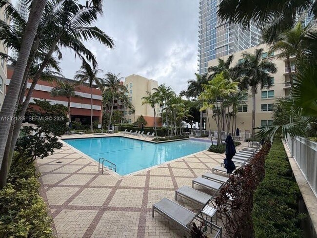 Photo - 2000 N Bayshore Dr Unit 126
