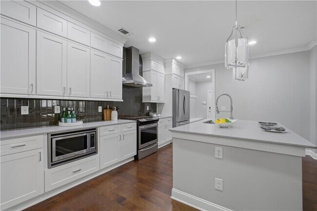 Photo - 2681 Oak Leaf Pl