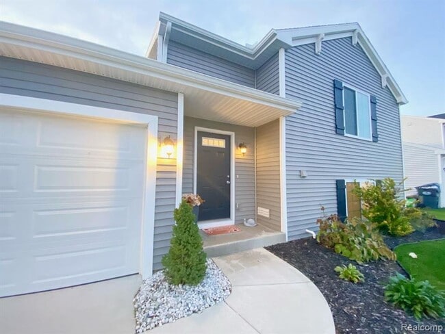 Building Photo - 1734 Burr Pond Ln Rental
