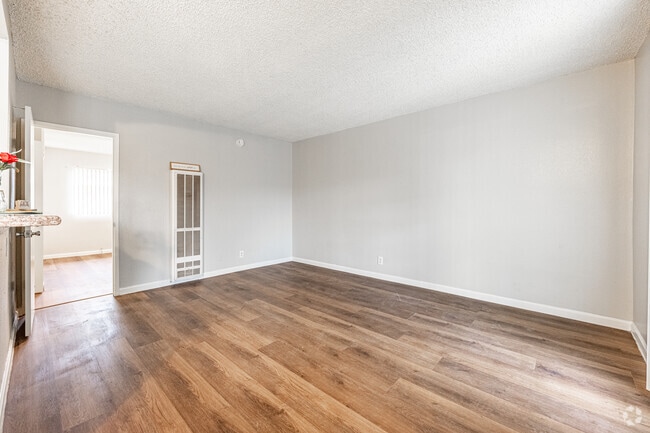 1BR, 1BA - 700SF - Living Room - Rosemead Apartments II