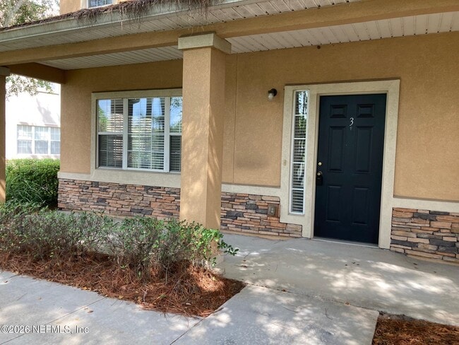 Building Photo - 7226 Deerfoot Cir Unit 3