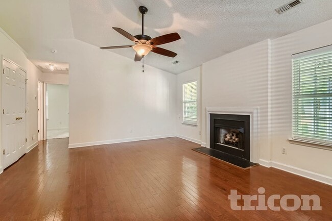 Photo - 7283 Dove Valley Pl