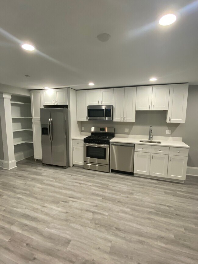 Photo - 190 Kelton St Unidad B