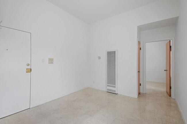 Photo - 546 Green St Unit #5