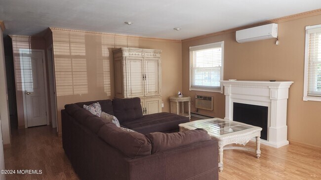 Photo - 39C Stonybrook Rd House