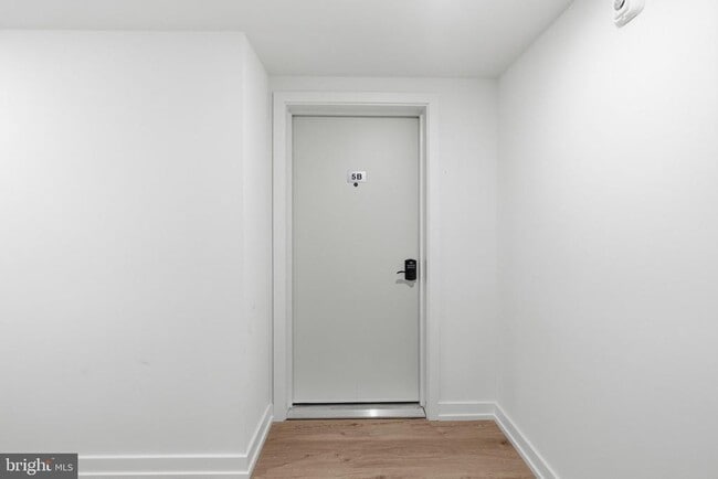 Photo - 209 New St Unit 5B