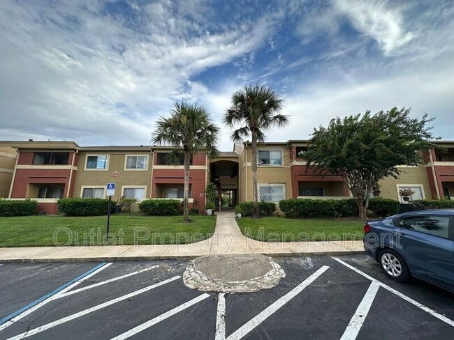 Building Photo - 670 Kenwick Cir Unit 204 Rental