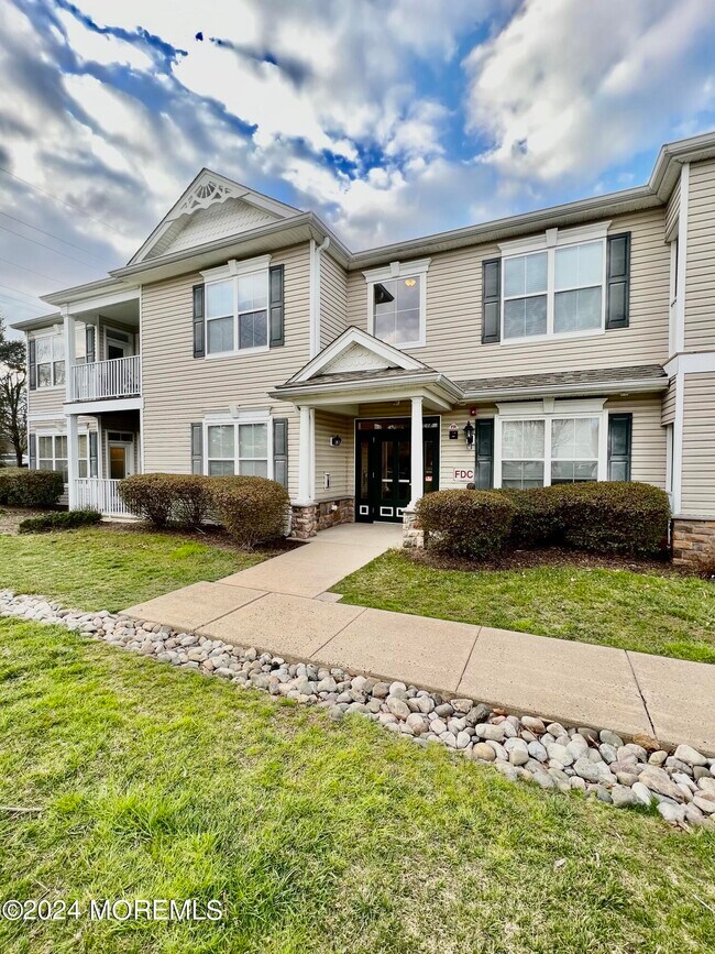Photo - 122 Sloan Ct Condo