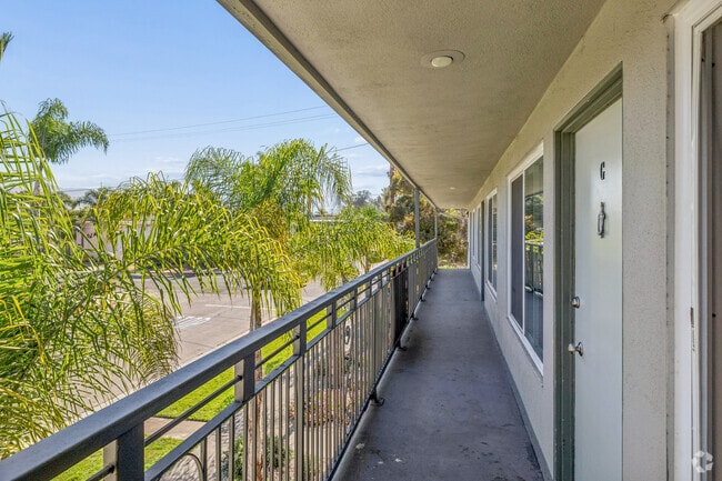 759 Embarcadero Del Mar