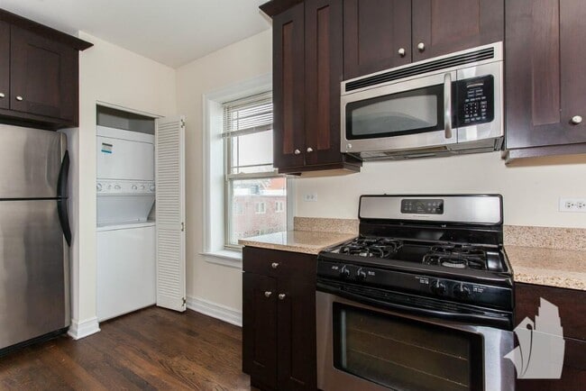 Photo - 3808 N Sheffield Ave Unit 3808-1W