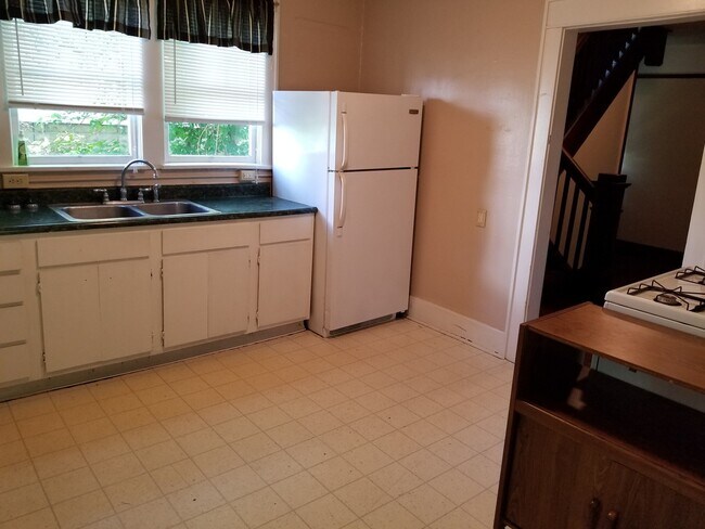 Photo - 397 Gilmore St Unidad 397