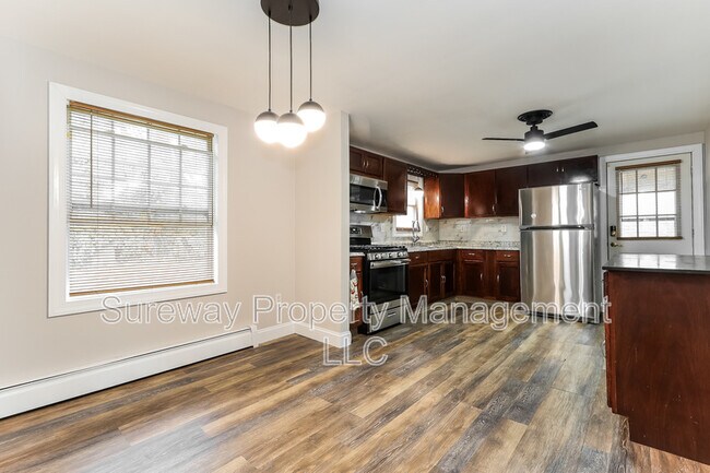 Photo - 408 Rosewood Ave