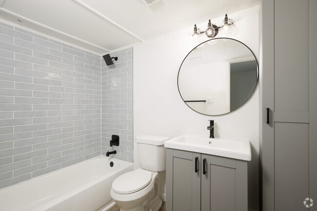 1BR, 1BA _ 724SF