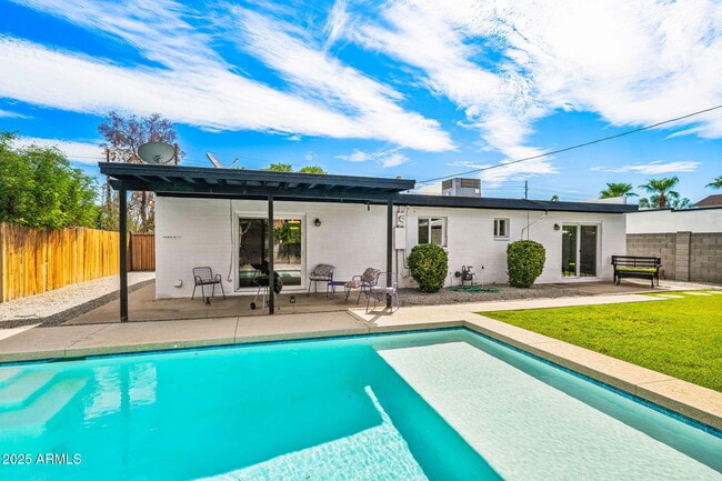 Photo - 8326 E Crestwood Way