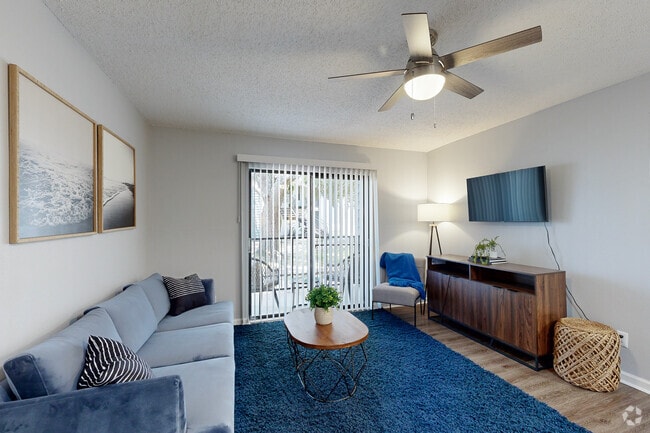 1BD 1BA 700SF The Elm