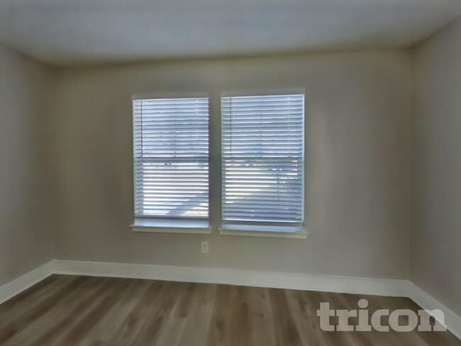 Photo - 21899 Pinewilde Ct