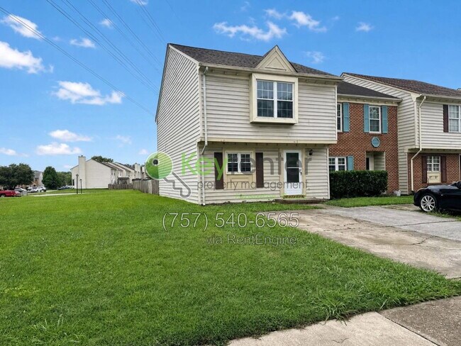 Photo - 810 Huntly Dr