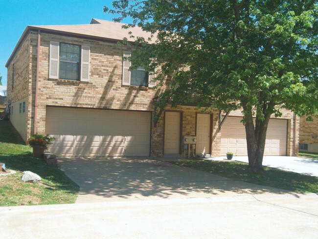 Photo - Highland House Villas