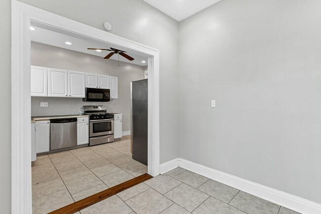 Photo - Huge Renovated 1 Bedroom SFD in South Tower Grove