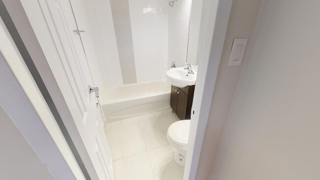 Photo - 155 Lake Shore