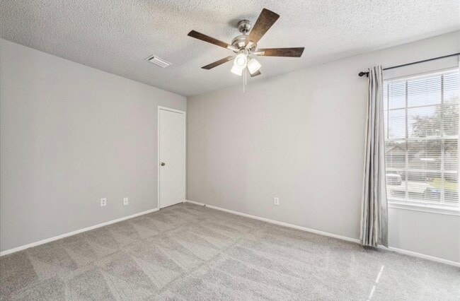 Photo - 8030 Log Hollow Dr