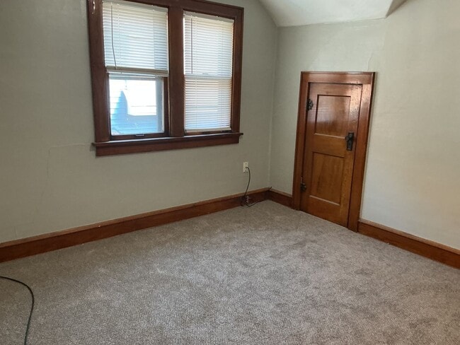 Photo - 2435 N 55th St Unit upper