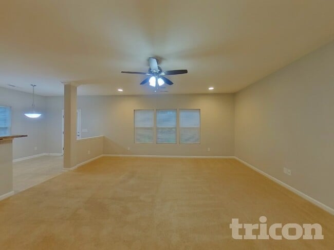 Photo - 1195 Thanet St SW