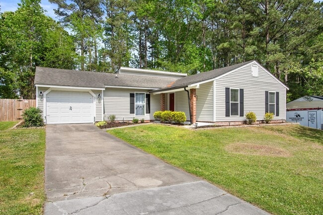 Photo - Charming Home Near Northeast Creek Park