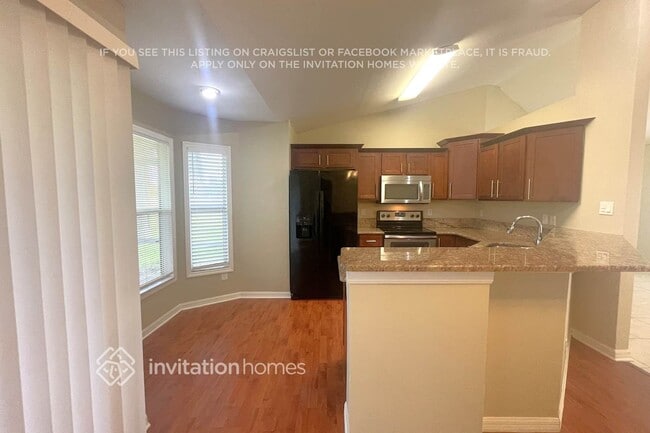 Photo - 2135 SW 4th Ave