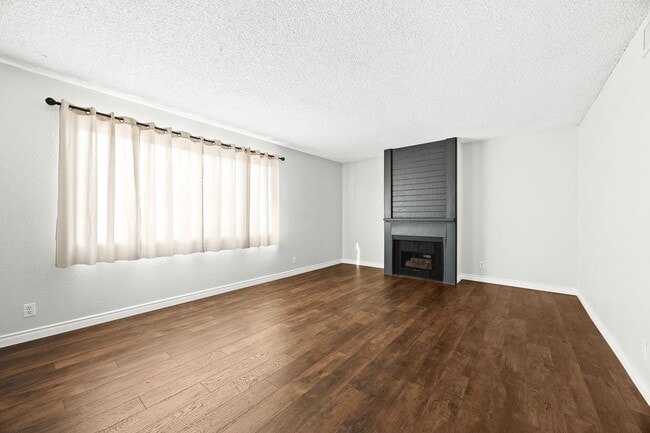 Photo - 1040 S Garfield Ave