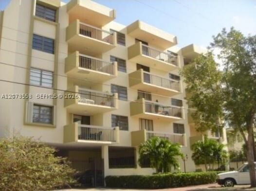 Building Photo - 6937 Bay Dr E Unit 410