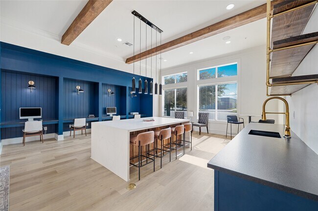 Photo - 11925 Jones Rd Unidad 4310