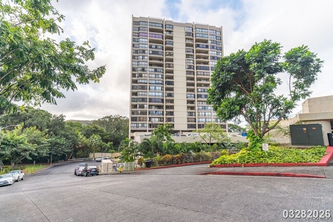 Building Photo - Convenient Honolulu Living – 1 Bedroom with Stunning Views! Unit 2102