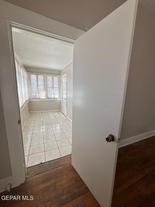 Photo - 1114 N El Paso St Unit 5