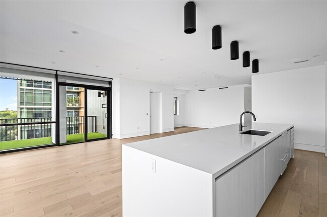 Photo - 2406 Tangley St Unit 200