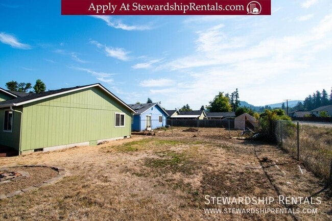 Photo - 5051 Forsythia St