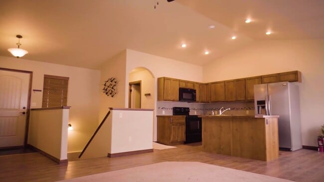 Photo - Spacious 3 bed, 2 Bath Wellington Home!