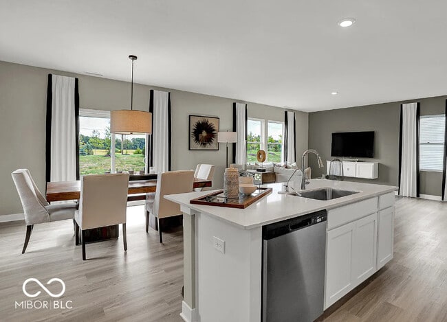 Photo - 9378 Larson Dr