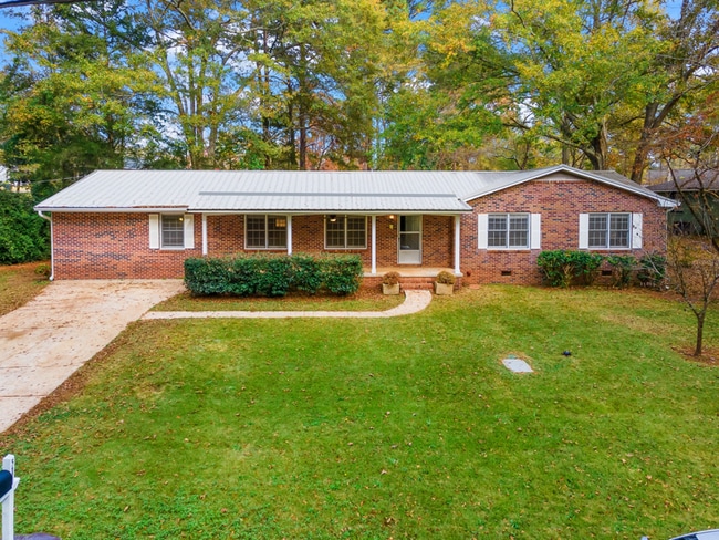 Building Photo - 311 Hillcrest Ct Rental