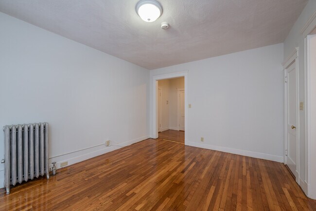 Photo - 30 Worthington St
