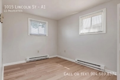 Photo - 1015 Lincoln St Unidad A1