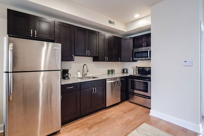Photo - 2551 Grays Ferry Ave