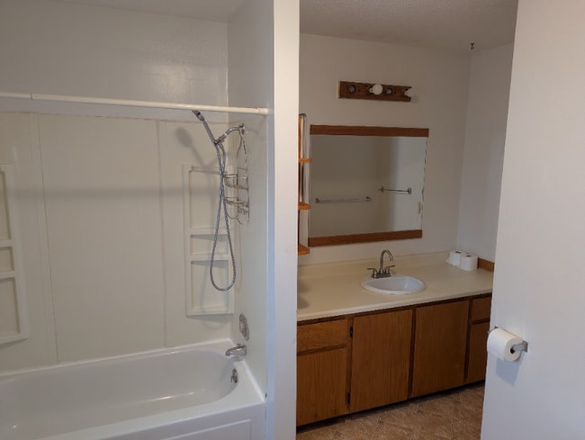 Photo - 426 Maple St