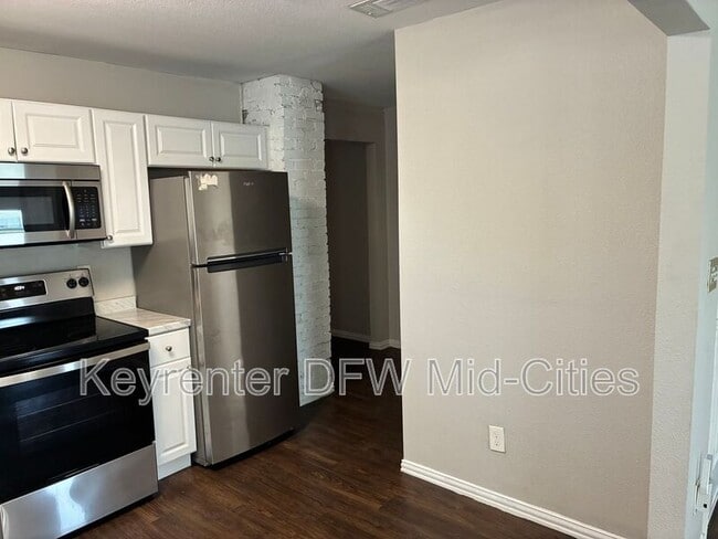 Photo - 2735 Purington Ave Unit 202
