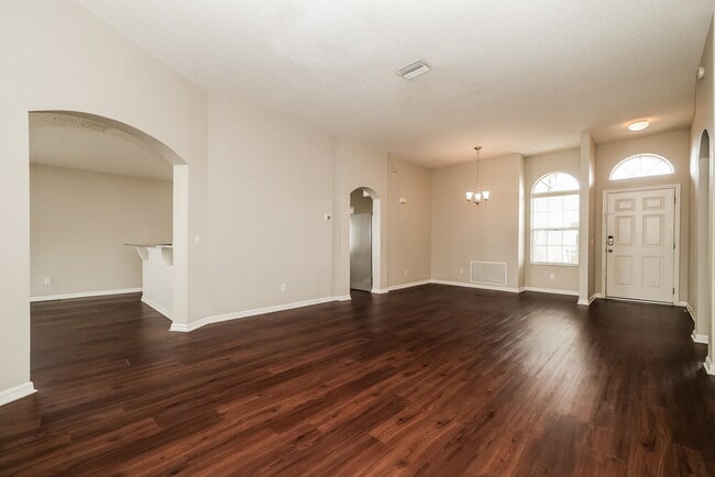 Photo - 12845 Longcrest Dr