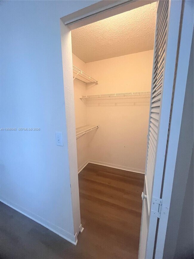 Photo - 4035 W McNab Rd Unidad F206